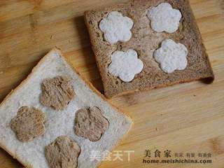 心花怒放三明治的做法步骤:4