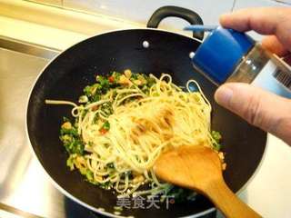 蒜香意大利面的做法步骤:17