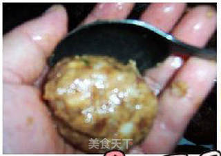 红烧狮子头的做法步骤:7