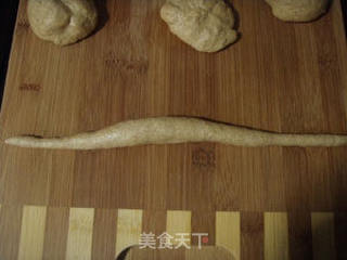 玉米肠肉桂面包卷的做法步骤：9