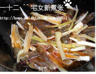 焦葱虾油炒饭的做法步骤:5