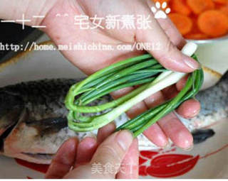 奶白色的鱼汤的做法步骤:6