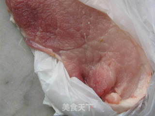美味且一举两得的苦瓜汤的做法步骤:2