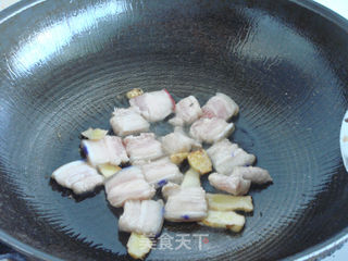 干锅什菌五花腩的做法步骤:4