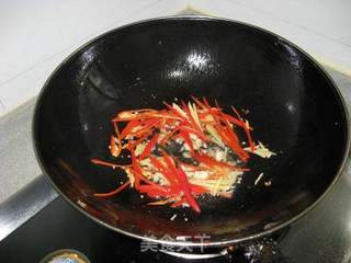 韭菜花炒肉丝的做法步骤：3
