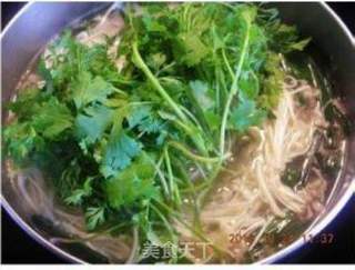 羊肉金针菇荞麦面的做法步骤：5