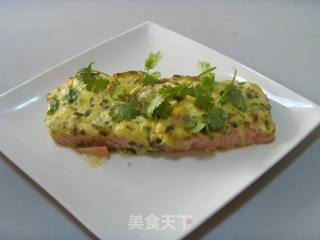 味噌沙拉酱烤三文鱼的做法步骤：3