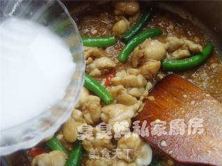 杭椒辣嫩鸡的做法步骤：6
