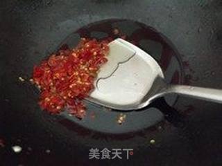 剁椒炒毛豆的做法步骤：1