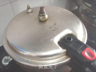 菌菇炖鸡的做法步骤：9