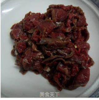白萝卜炒牛肉的做法步骤:2