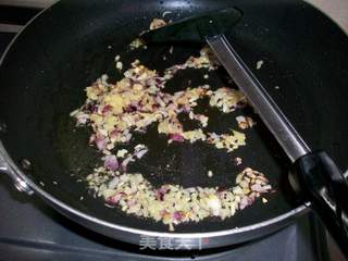 大马美食@@ 娘惹亚叁香辣鱼的做法步骤:3