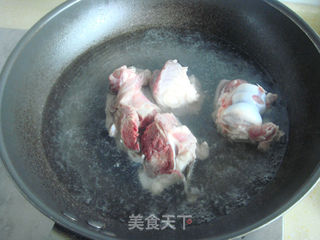山药胡萝卜筒骨汤的做法步骤:5