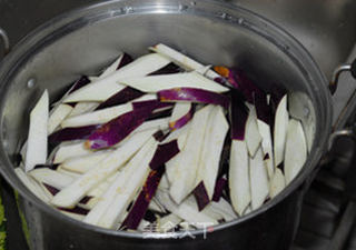 好吃的下饭菜——肉末茄子的做法步骤：2