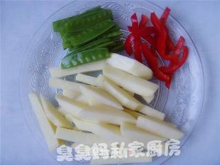 椒荷烧土豆的做法步骤:2