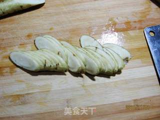 菜酥牛蒡的做法步骤:2