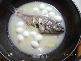 黑婆鱼炖蛋的做法步骤:4