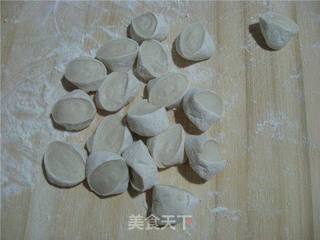 香菇芹菜猪肉饺的做法步骤:5