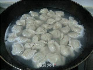 香菇芹菜猪肉饺的做法步骤:8