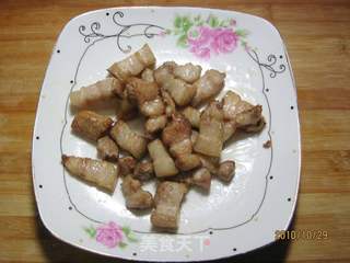 芋儿烧肉的做法步骤：2