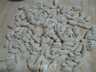 五彩猫耳朵的做法步骤:6