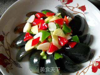 凉拌松花蛋的做法步骤:4