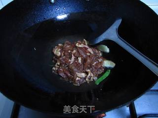 青椒肉丝面的做法步骤:6