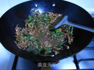 青椒肉丝面的做法步骤:11