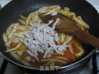 鲜菇肉丝茄汁面的做法步骤:10
