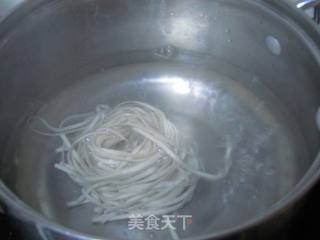 鲜菇肉丝茄汁面的做法步骤:12