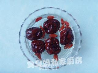 栗子鸡汤的做法步骤:2