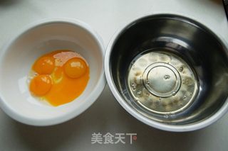 紫薯蛋糕卷的做法步骤：1
