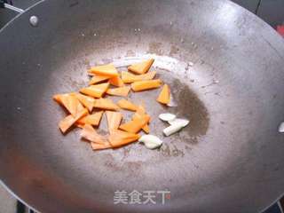 云耳炒丝瓜的做法步骤：4