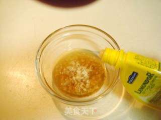 开胃前菜“生煎黑椒鱼柳”的做法步骤:4