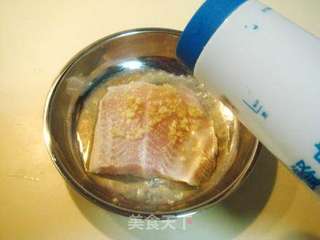 开胃前菜“生煎黑椒鱼柳”的做法步骤:6
