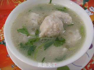在家做出超有弹性的鱼丸的做法步骤:7