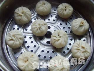 梅干菜酱肉包的做法步骤:7