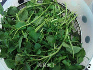 暖乎乎的鲫鱼西洋菜汤泡饭的做法步骤:2