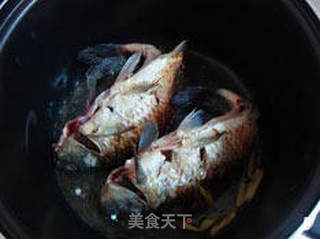 暖乎乎的鲫鱼西洋菜汤泡饭的做法步骤:5