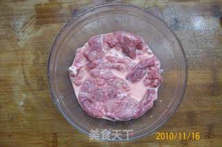 《蚝油牛肉》+《大米饭》=《蚝油牛肉盖浇饭》的做法步骤：2