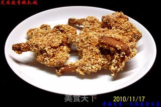 《芝麻脆香嫩乳鸽》又名《麻辣芝麻炸乳鸽》的做法步骤：13