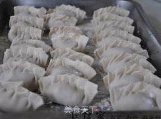 干贝苞菜猪肉饺子的做法步骤:6