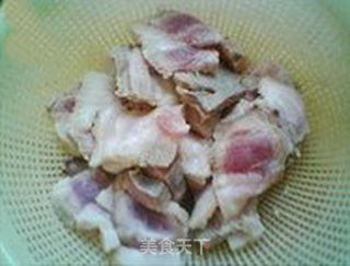 豉香回锅肉的做法步骤：1