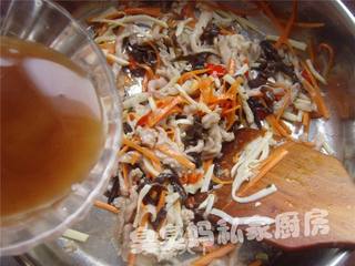 鱼香肉丝的做法步骤:7