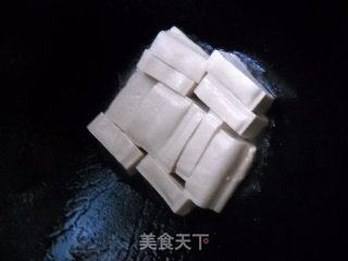 姬菇烧豆腐的做法步骤：2