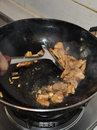 凉薯炒嫩肉片的做法步骤:4