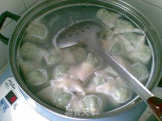 荠菜鲜肉大馄饨的做法步骤：9