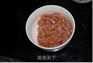 草菇肉片的做法步骤：4