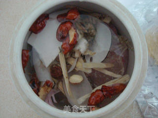 秋冬滋补汤:花胶补血养颜汤的做法步骤:4