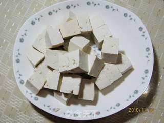 狗鱼炖豆腐的做法步骤:2